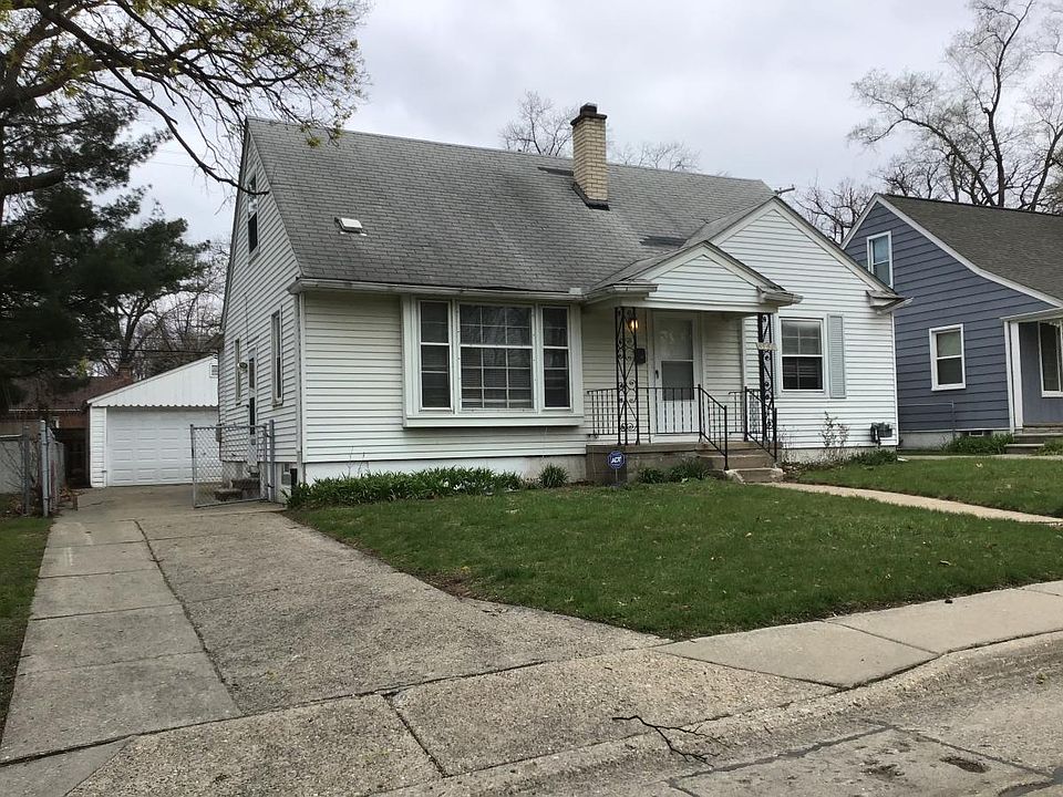 1st image of 8550 Roseland Ct