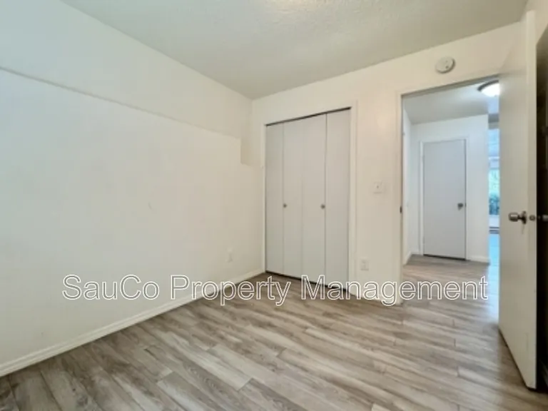 5554 SW Beaverton Hillsdale Hwy — Photo 7