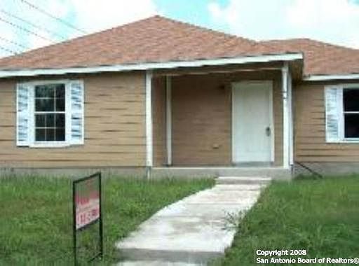 1st image of 441 GROFF AVE