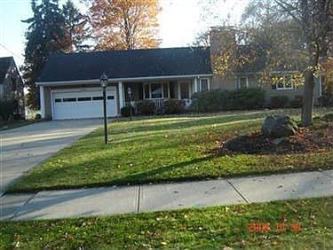1st image of 6104 Elmwood Ave
