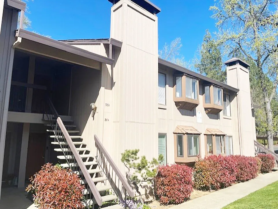 5333 Primrose Dr #38B