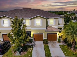 1722 Ivory Goose Pl, Ruskin, FL 33570