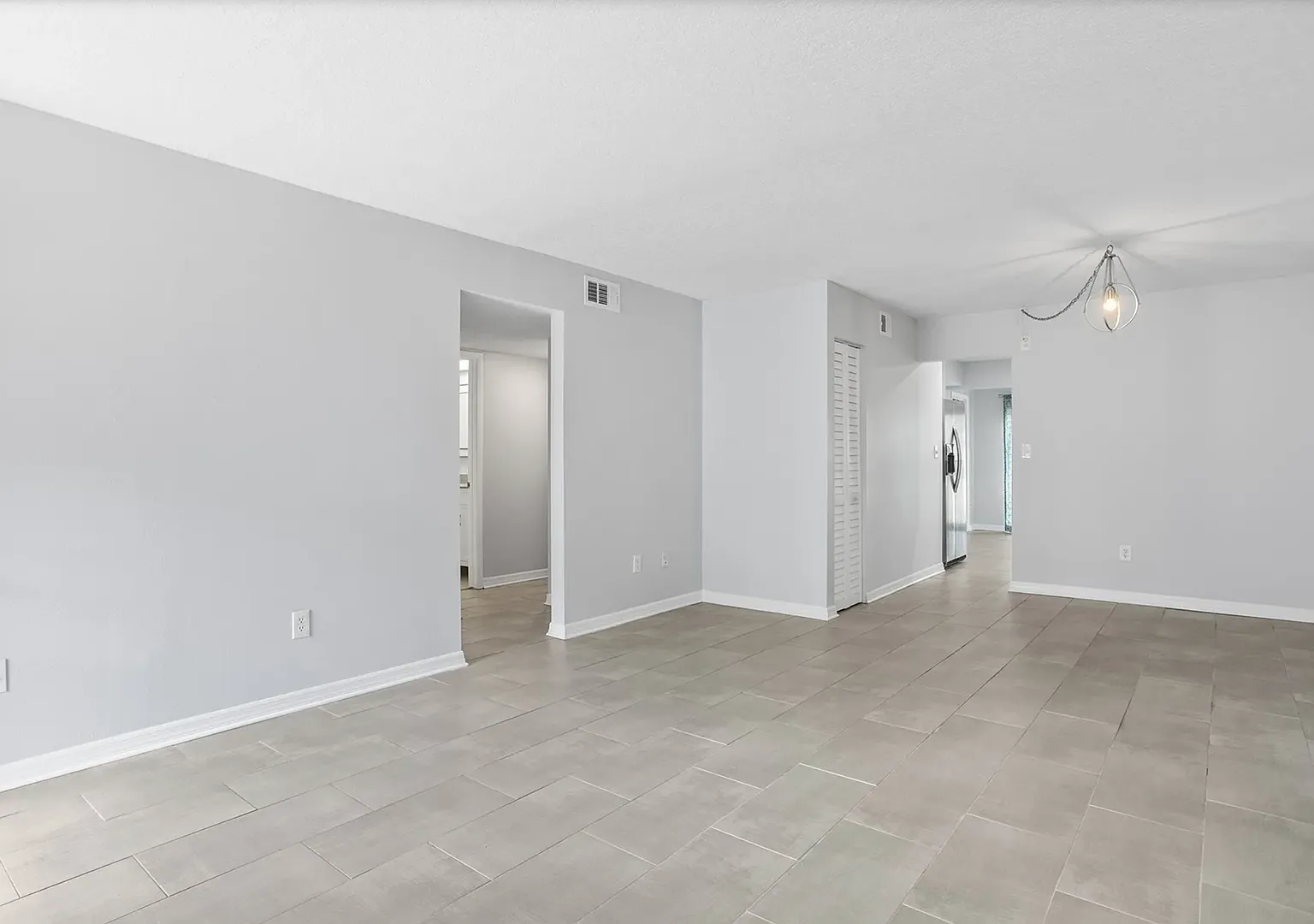 2 Bed 2 Bath Condo for Rent in 55+ Peaceful Community! — Photo 4