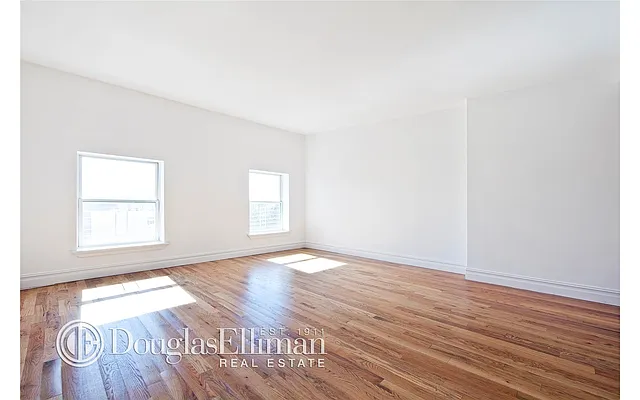 Rented by Douglas Elliman | media 33