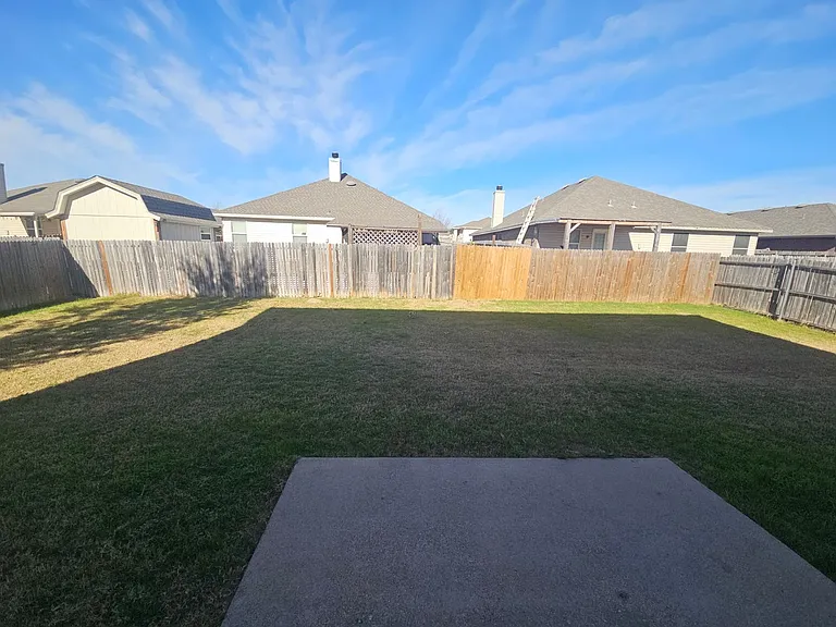 1432 Lauren Dr — Photo 30