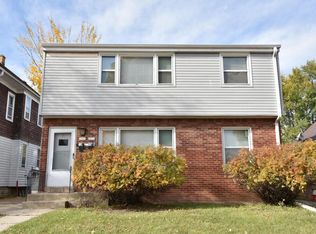 2909 N 60th St #2911, Milwaukee, WI 53210