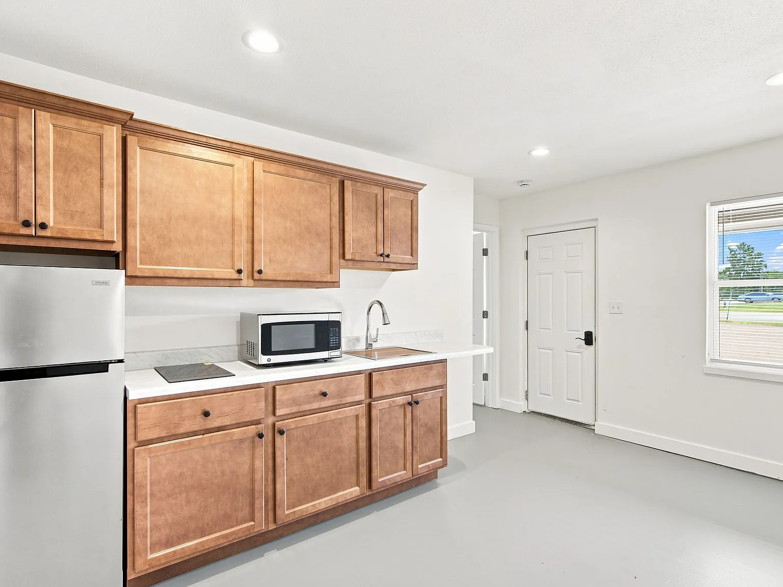 1241 West Ashley Road - Unit 107 — Photo 1