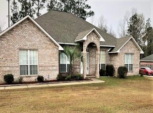 824 Chesapeake Trl, Cantonment, FL 32533