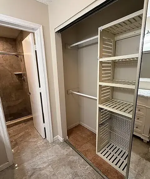 106 Freedom Ct — Photo 14