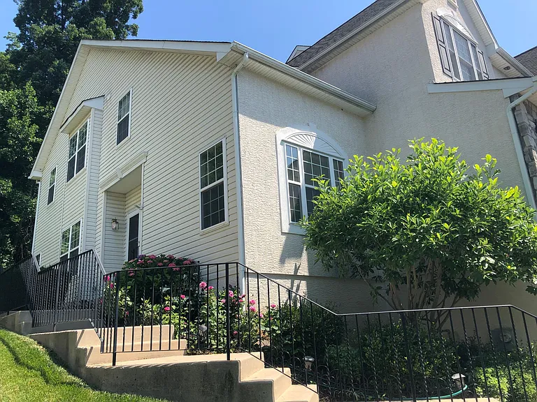 161 Madison Way — Photo 1