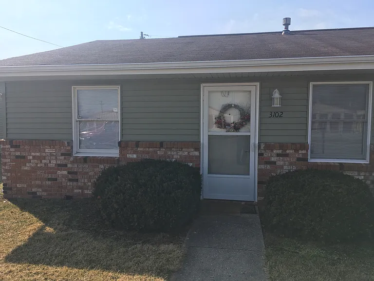 3104 William Dr #2 — Photo 4