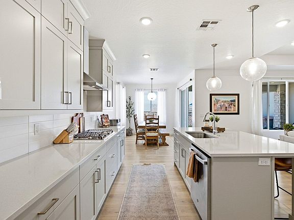 2nd image of 2654 W Lugano Way