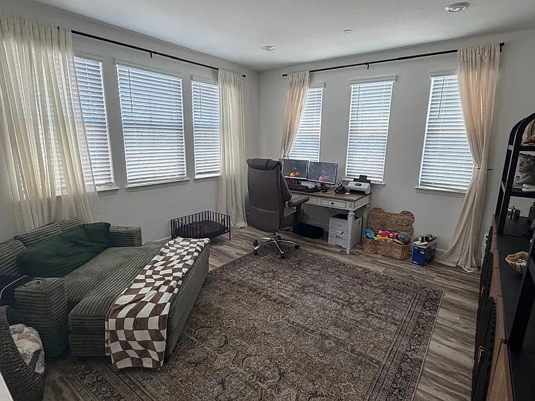 5072 Ashbrook St — Photo 16