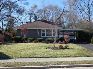1328 Carlisle Pl, Deerfield, IL
