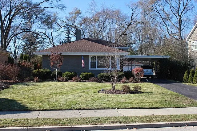 1328 Carlisle Pl photo 1