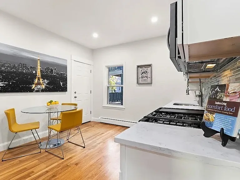 101 Brent St #3 — Photo 7