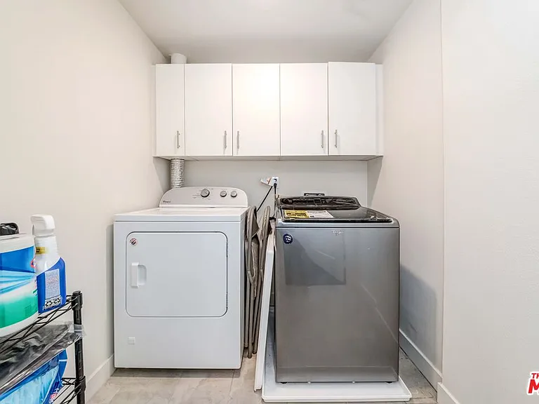 436 S Virgil Ave #Penthouse 1 — Photo 8