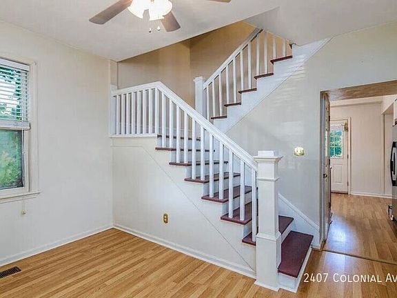 5th image of 2407 Colonial Ave SW