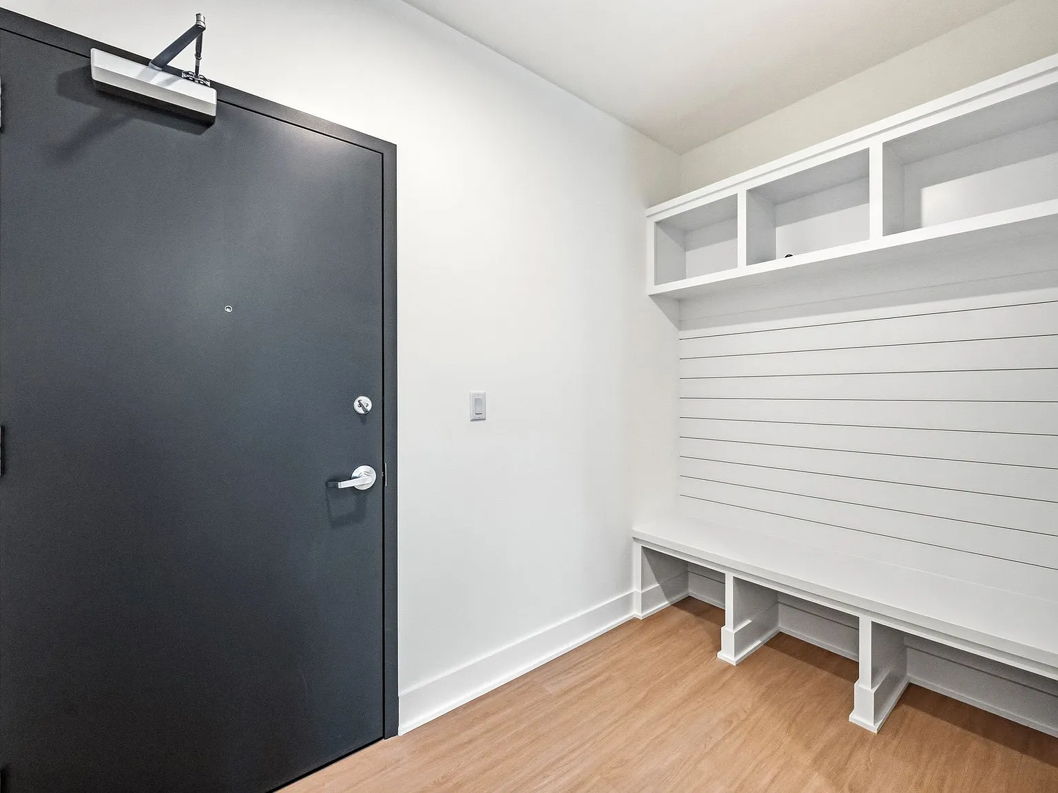 2 bed, 1500 sqft, $4,900 — Photo 3