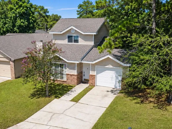 1900 Squirrel Path, Fort Walton Beach, FL 32547