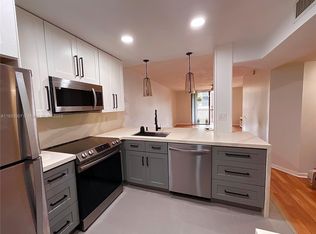 10501 W Broward Blvd APT 205, Plantation, FL 33324