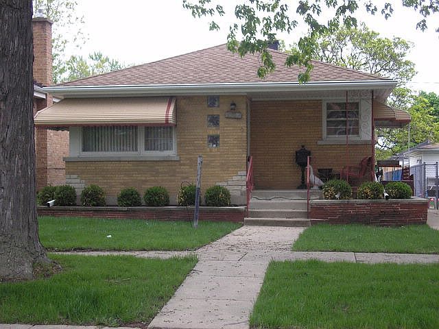1st image of 2519 Oak St