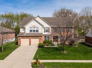 10181 Meadowknoll Dr, Loveland, OH 45140