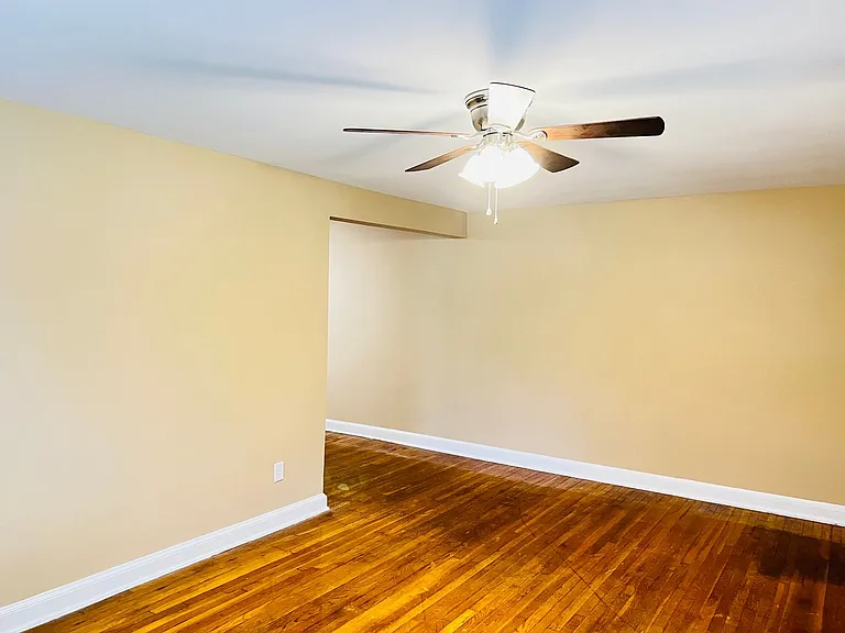 8717 Plymouth St — Photo 31