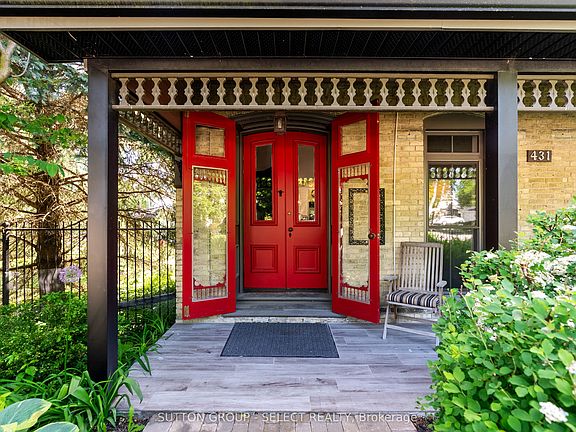 4th image of 431 Albert St
