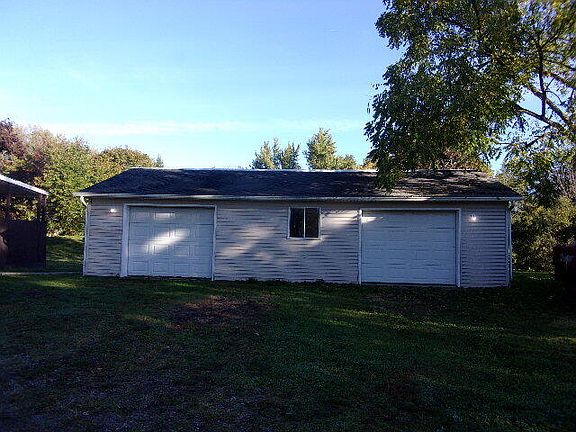 3rd image of 14700 Hudson Rd