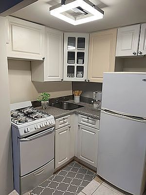 2nd image of 415 E 90th St APT 3C