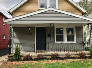 2108 W 40th St, Cleveland, OH 44113