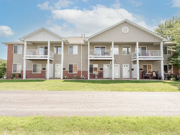 1510 Pioneer Rd Unit 3, Crest Hill, IL 60403
