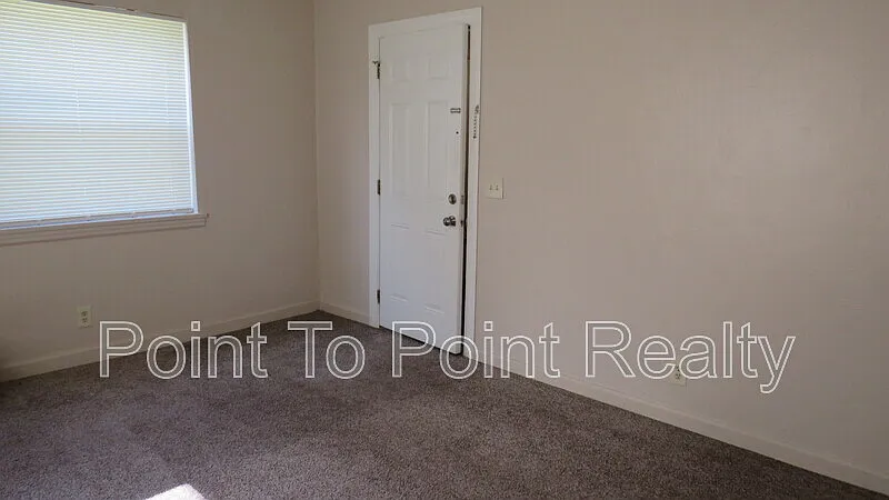 1 bed, 1.0 bath, 642 sqft, $925 — Photo 3