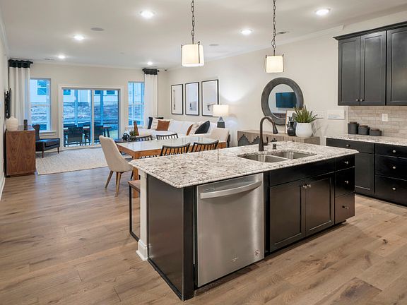 Large center island with views of the first floor - Model Representation