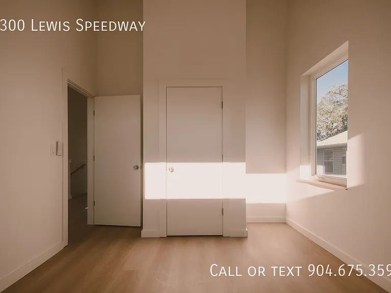 3300 Lewis Speedway St — Photo 18