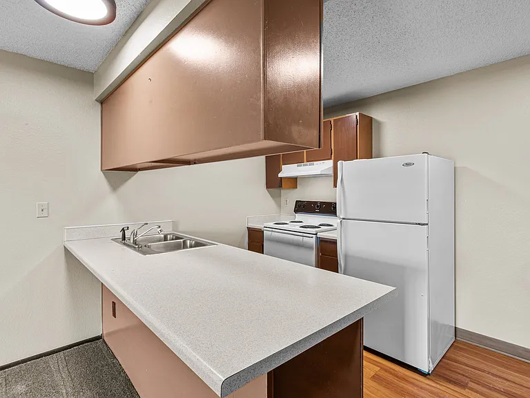 Cedar Green Apartments — Photo 35
