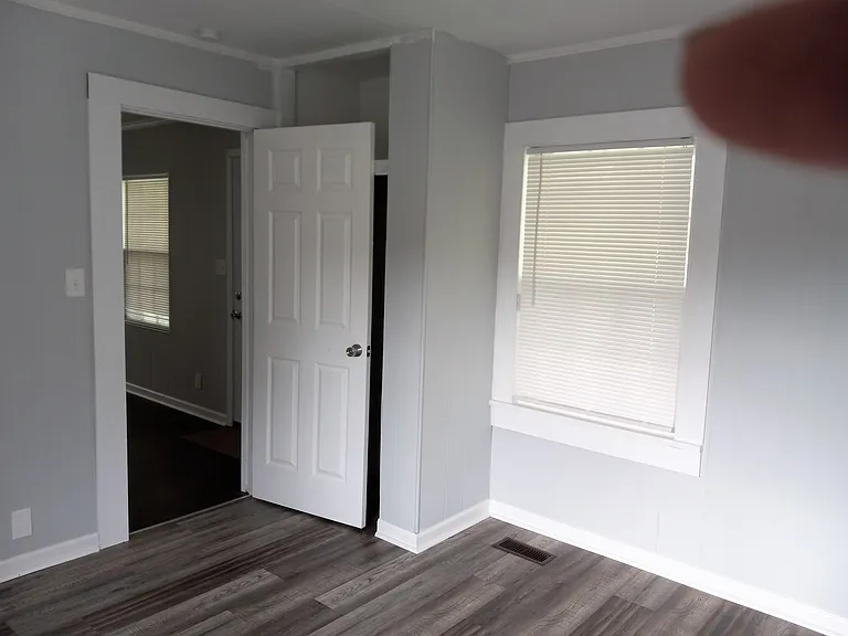 2827 Wilkinson Pike — Photo 8