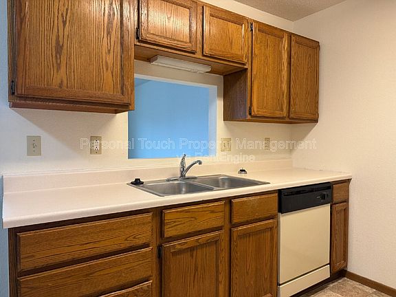 5th image of 3302 12th St S #203