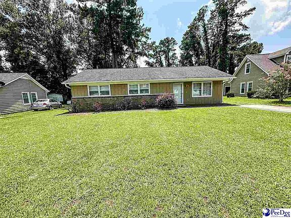 3rd image of 1106 Beauvoir Dr