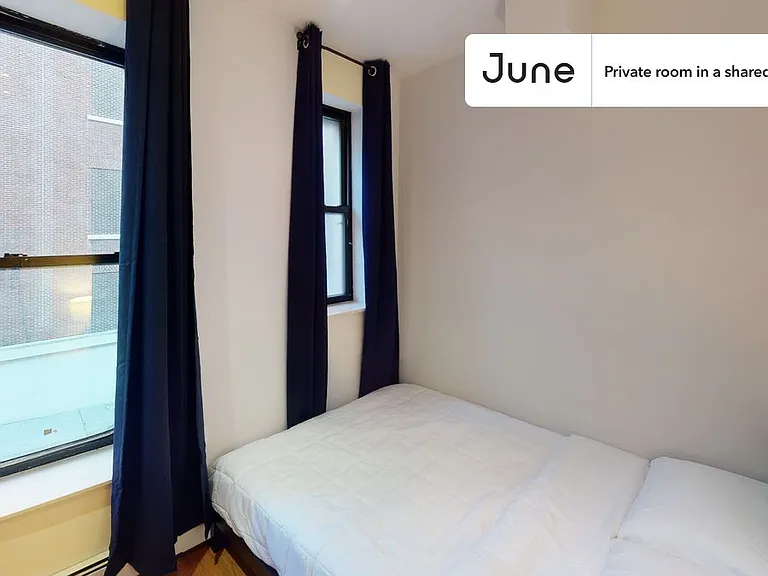 169 Manhattan Ave #C — Photo 1