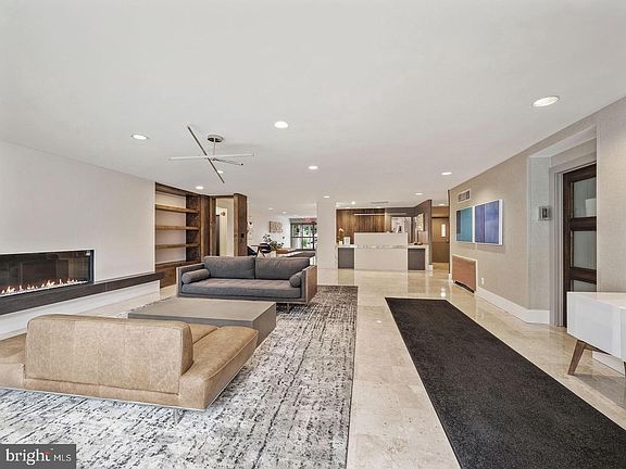 3rd image of 4977 Battery Ln #1-714