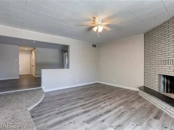 2233 Spruce Ave, Las Vegas, NV 89106