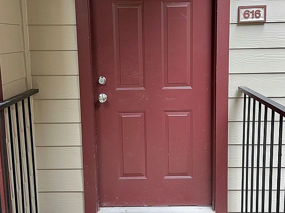 4th image of 616 Cypress Pointe St