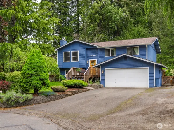 12209 89th Avenue Ct E, Puyallup, WA 98373