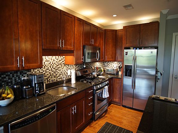 2nd image of 1800 Wilson Blvd #342
