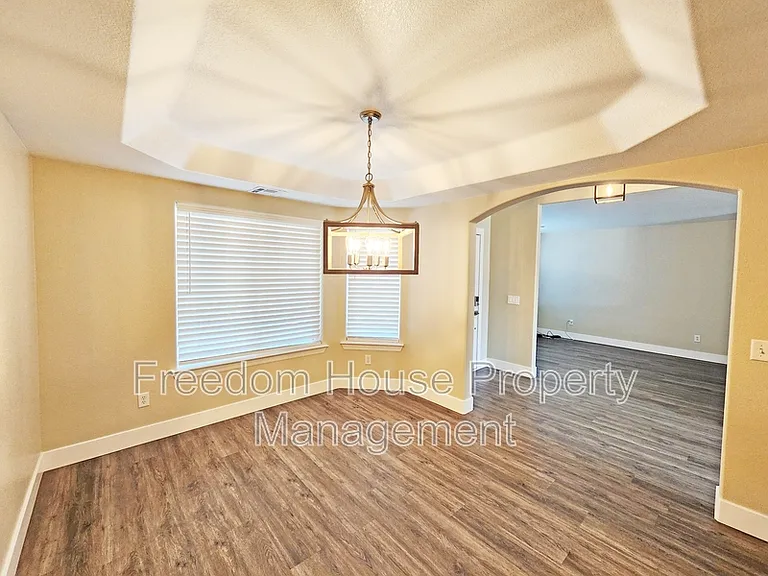 4591 Stoneham St — Photo 16