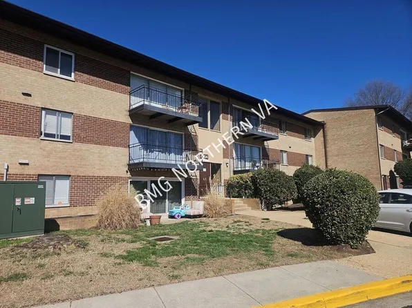 4104 Daniels Ave APT 304, Annandale, VA 22003