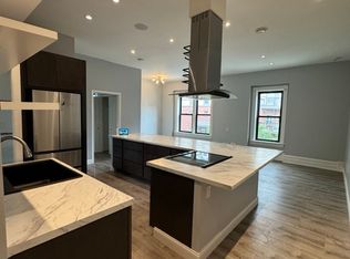 2235 S Grand Blvd APT B, Saint Louis, MO 63104