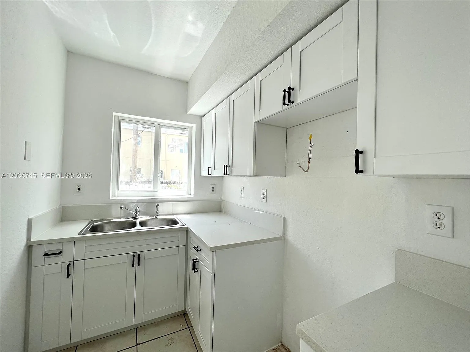 Sunset Palm Villas Condo — Photo 3
